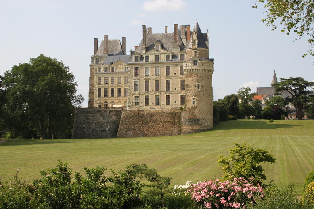 Chateau De Brissac Экстерьер фото
